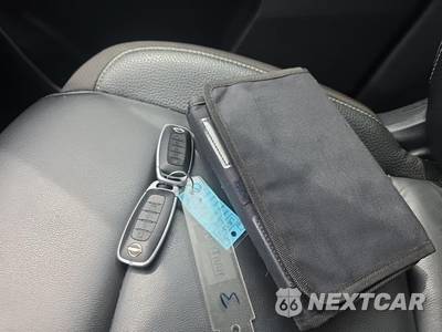 2023 Nissan Pathfinder SL - zdjęcie 22 z 24 - miniatura