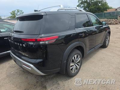 2023 Nissan Pathfinder SL - zdjęcie 5 z 24 - miniatura