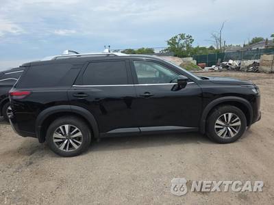 2023 Nissan Pathfinder SL - zdjęcie 4 z 24 - miniatura