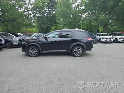 2023 Nissan Pathfinder SL - zdjęcie 8 z 32 - miniatura