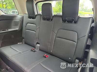 2023 Nissan Pathfinder SL - zdjęcie 15 z 32 - miniatura