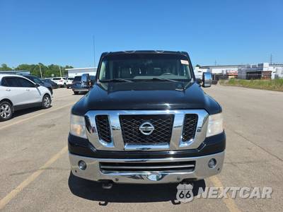 2015 Nissan NV3500 HD Passenger SL 146.1" WB - zdjęcie 2 z 44 - miniatura