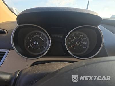 2013 Hyundai Elantra GLS Sedan - zdjęcie 12 z 17 - miniatura