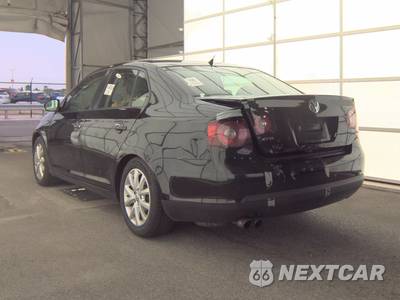 2010 Volkswagen Jetta Sedan Limited - zdjęcie 6 z 35 - miniatura