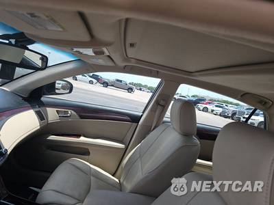 2011 Toyota Avalon Limited - zdjęcie 19 z 21 - miniatura