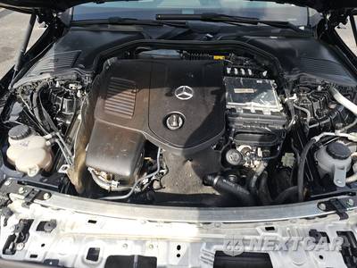 2023 Mercedes-Benz C 300 Sedan - zdjęcie 15 z 21 - miniatura