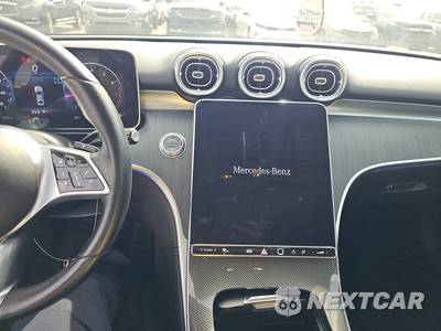 2023 Mercedes-Benz C 300 Sedan - zdjęcie 11 z 21 - miniatura