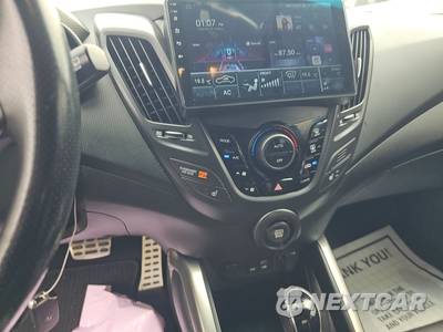 2016 Hyundai Veloster Turbo - zdjęcie 11 z 21 - miniatura