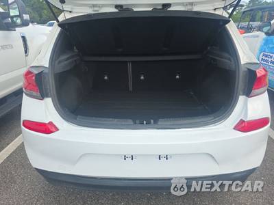2020 Hyundai Elantra GT Hatchback - zdjęcie 16 z 28 - miniatura