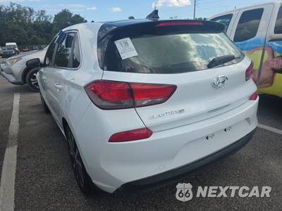 2020 Hyundai Elantra GT Hatchback - zdjęcie 6 z 28 - miniatura