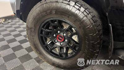 2024 Toyota 4Runner SR5 Premium - zdjęcie 12 z 41 - miniatura
