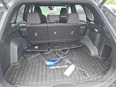 2023 Toyota RAV4 Prime SE - zdjęcie 16 z 26 - miniatura