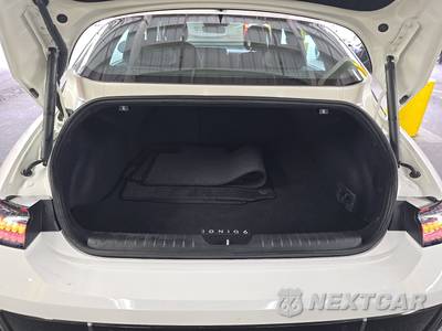 2024 Hyundai IONIQ 6 SE - zdjęcie 16 z 30 - miniatura