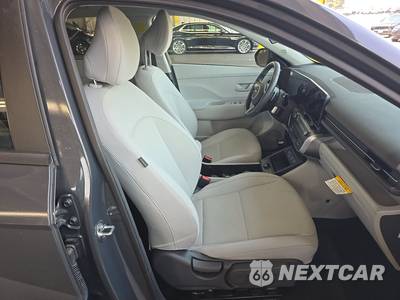 2024 Hyundai Kona Electric SEL - zdjęcie 8 z 28 - miniatura