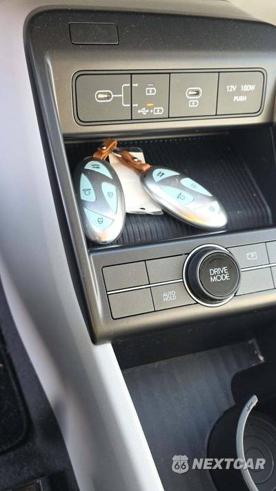 2024 Hyundai Kona Electric SE - zdjęcie 23 z 26 - miniatura