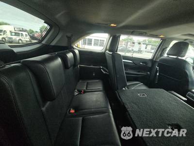 2019 Toyota Highlander XLE - zdjęcie 14 z 25 - miniatura