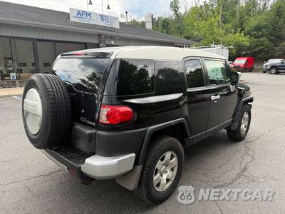 2010 Toyota FJ Cruiser w/Rear Doors - zdjęcie 5 z 33 - miniatura