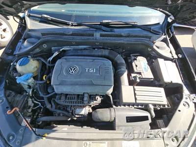 2014 Volkswagen Jetta SE Sedan w/Connectivity - zdjęcie 15 z 18 - miniatura