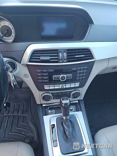 2012 Mercedes-Benz C 250 Coupe - zdjęcie 11 z 18 - miniatura