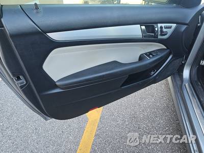 2012 Mercedes-Benz C 250 Coupe - zdjęcie 9 z 18 - miniatura