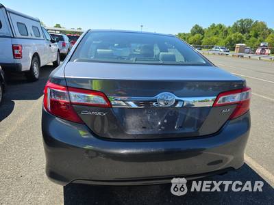 2013 Toyota Camry XLE - zdjęcie 5 z 29 - miniatura