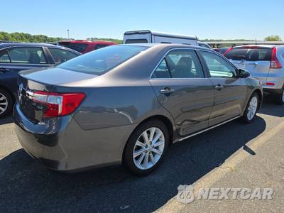 2013 Toyota Camry XLE - zdjęcie 4 z 29 - miniatura