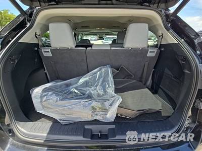 2023 Toyota Highlander XLE - zdjęcie 17 z 29 - miniatura
