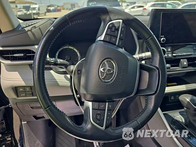 2023 Toyota Highlander XLE - zdjęcie 10 z 29 - miniatura