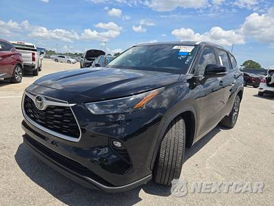 2023 Toyota Highlander XLE - zdjęcie 1 z 29 - miniatura