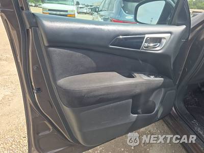 2016 Nissan Pathfinder SV - zdjęcie 9 z 30 - miniatura