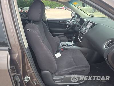 2016 Nissan Pathfinder SV - zdjęcie 8 z 30 - miniatura