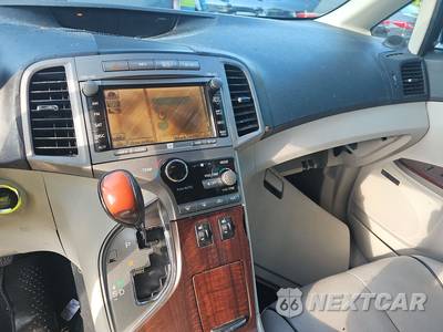 2010 Toyota Venza - zdjęcie 11 z 35 - miniatura