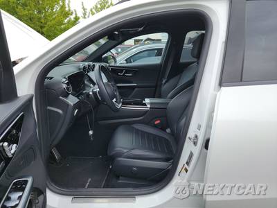 2023 Mercedes-Benz GLC 300 - zdjęcie 13 z 31 - miniatura