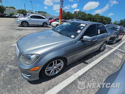 2012 Mercedes-Benz C 300 4MATIC Sedan - zdjęcie 1 z 17 - miniatura