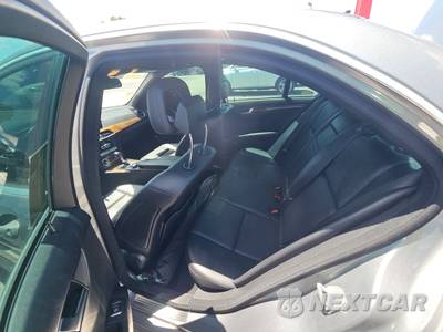 2012 Mercedes-Benz C 300 4MATIC Sedan - zdjęcie 13 z 17 - miniatura