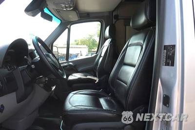 2016 Mercedes-Benz Sprinter 3500 Cargo Van DRW High Roof 170.3" WB - zdjęcie 45 z 54 - miniatura