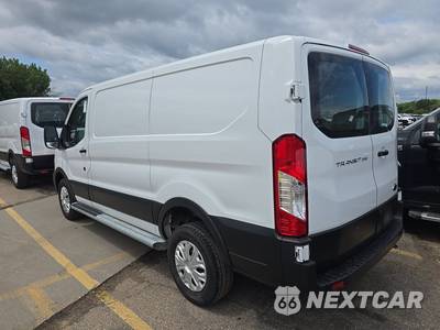 2025 Ford Transit 250 Cargo Van Low Roof 130.0" WB - zdjęcie 6 z 33 - miniatura