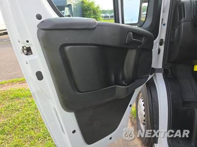 2025 Ram ProMaster 2500 Cargo Van Tradesman w/Passenger Seat Low Roof 136.0" WB - zdjęcie 9 z 17 - miniatura