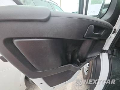 2025 Ram ProMaster 2500 Cargo Van Tradesman w/Passenger Seat Low Roof 136.0" WB - zdjęcie 9 z 22 - miniatura