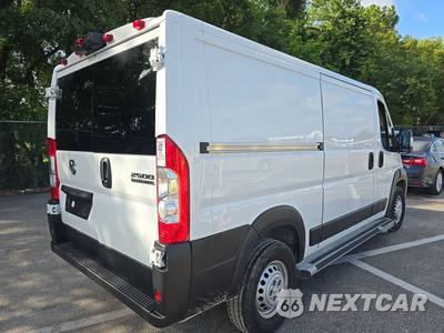2025 Ram ProMaster 2500 Cargo Van Tradesman w/Passenger Seat Low Roof 136.0" WB - zdjęcie 4 z 20 - miniatura