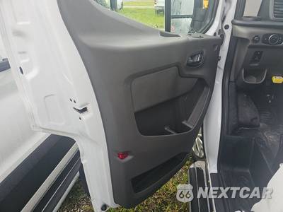 2025 Ford Transit 250 Cargo Van Low Roof 130.0" WB - zdjęcie 9 z 20 - miniatura