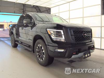 2020 Nissan TITAN PRO-4X Crew Cab Extra Short Bed - zdjęcie 3 z 66 - miniatura