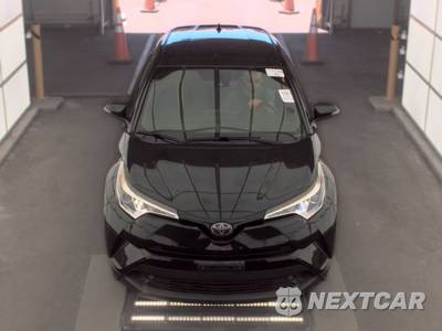 2018 Toyota C-HR XLE - zdjęcie 2 z 40 - miniatura