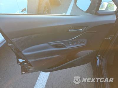 2018 Toyota C-HR XLE - zdjęcie 9 z 40 - miniatura