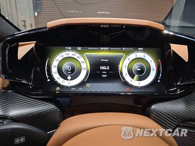 2026 Aston Martin Vantage S Convertible - zdjęcie 12 z 17 - miniatura