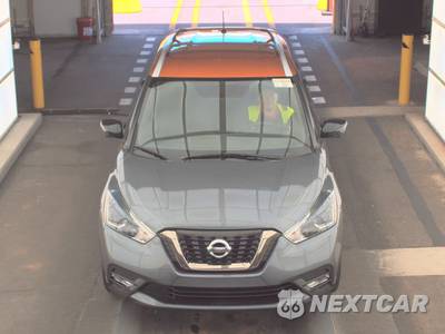 2019 Nissan Kicks SR - zdjęcie 2 z 27 - miniatura