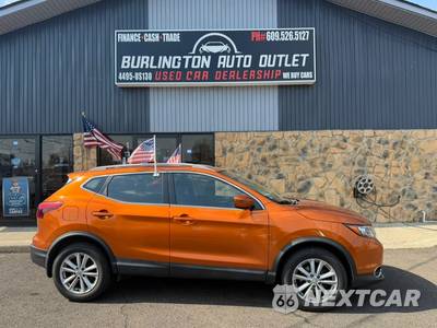 2017 Nissan Rogue Sport SV - zdjęcie 1 z 14 - miniatura