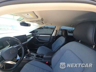 2025 Volkswagen Jetta SE - zdjęcie 14 z 17 - miniatura