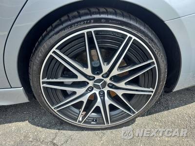 2025 Mercedes-Benz AMG C 43 4MATIC - zdjęcie 11 z 26 - miniatura