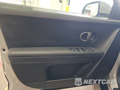 2025 Hyundai IONIQ 5 SE - zdjęcie 9 z 21 - miniatura